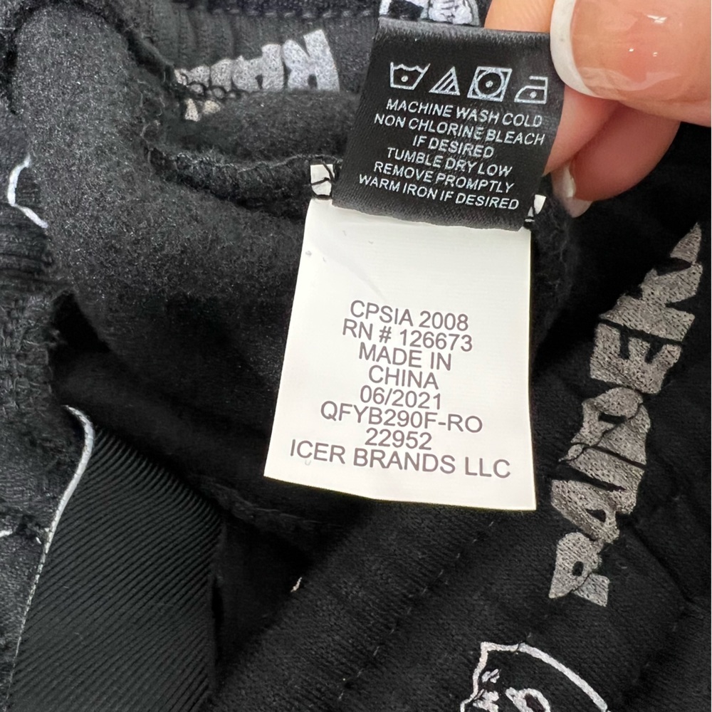 New NFL Team Apparel Las Vegas Nevada Raiders Sweat Pants Size Medium 10-12​​ - Picture 6 of 7